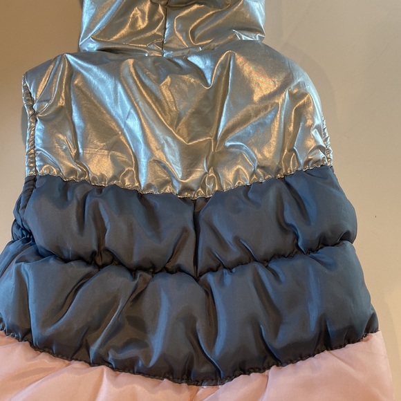 Little Lass toddler girl puffer vest size 4 - Picture 7 of 7